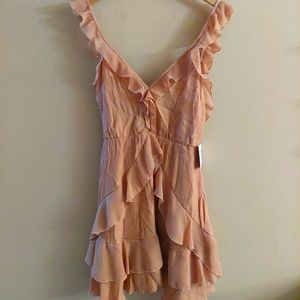 Ange Biba peachy beige ruffle sleeveless open back crepe dress. Size medium